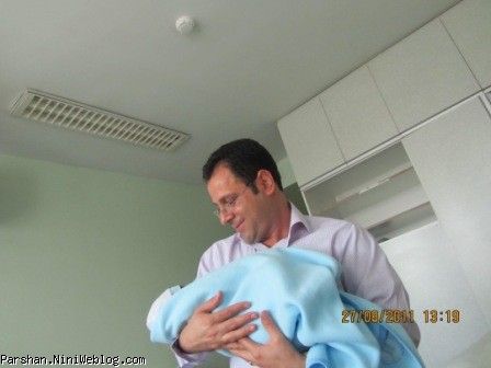 اولین باری که بابا حمید پرشان رو بغل کرد
