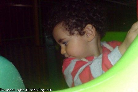 آیلای سرسره سوار