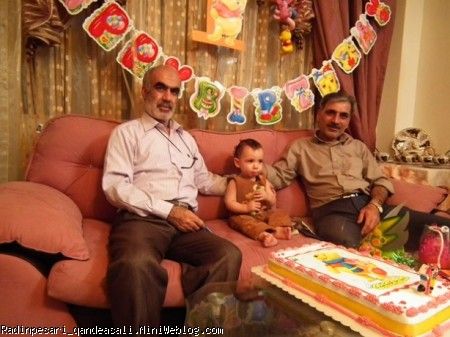 از سمت راست بابا احمد و رادین جیگری و بابا حبیب
