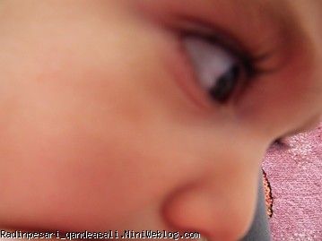 ...    و اما حال و هوای عزیز دلم تو 18 ماهگیش  ...