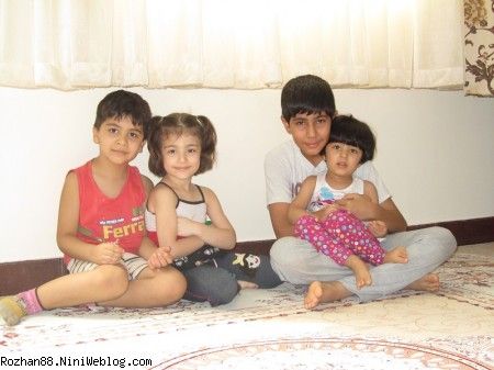 عکسای جدید روژان خانم پسر خاله و پسر عمه و دختر عمه اش