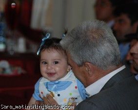 سارا بابایی رو خیلی دوست داره