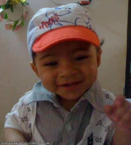 کلاه پوشیدن سبحان