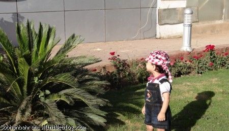 کلاه پوشیدن سبحان
